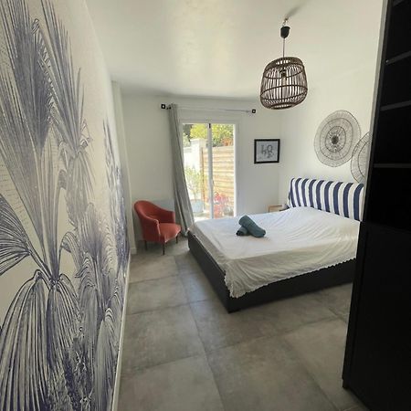 Azur Appart 4 Pers - Parking - Terrasse - 10Min Du Centre กาซีส์ ภายนอก รูปภาพ